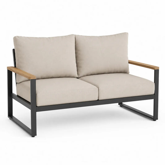 Dwuosobowa sofa z piaskowej tkaniny z drewnianymi podłokietnikami i metalową ramą